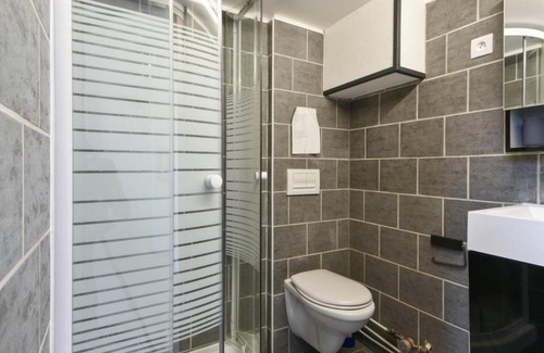 Vauban - Wazemmes Apartamento | Modern and bright studio in Vauban district Central Lille