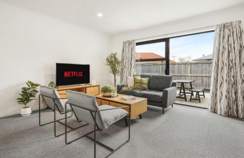 Te Rapa Casa | Modern and Central with 2 Ensuites -By KOSH BNB