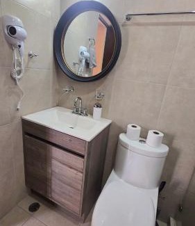 Monterrey Municipality Casa | Modern and Centrally Located House