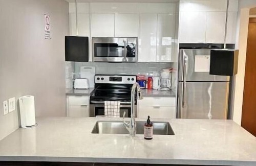 Bow Riverfront Apartamento | Modern and Charming one bedroom Apartment Calgary downtown #503