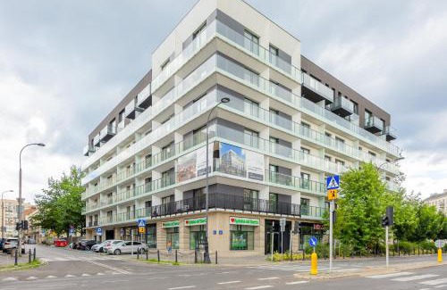 Nowa Praga Apartamento | Modern and Comfortable Studios with Smart TVs near PGE by Noclegi Renters