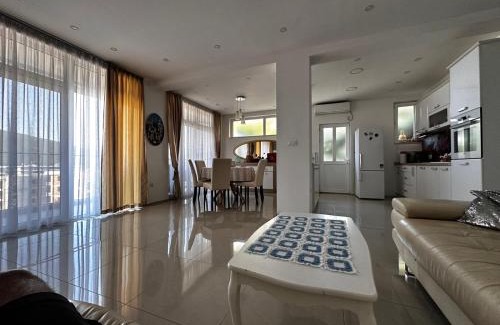 Denovici Apartamento | Modern and cosy flat in Kotor Bay