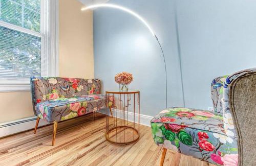 North Bergen Apartamento | Modern and cozy 2-bed apt close to NYC - No Car Needed