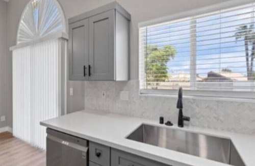 Las Vegas Casa | Modern and Cozy 2-Bedroom Home in Vibrant Las Vegas, Nevada!