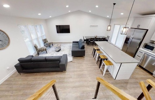 East Brainerd Casa | Modern and Cozy 4-bedroom home