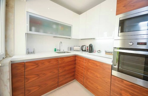 Campo Grande Apartamento | Modern and Cozy home at 5km from downtown and 900m from the American embassy