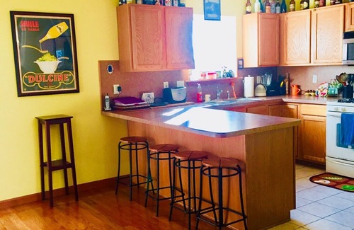 Bushkill Casa | Moderno y acogedor hogar con una corriente en Bushkill