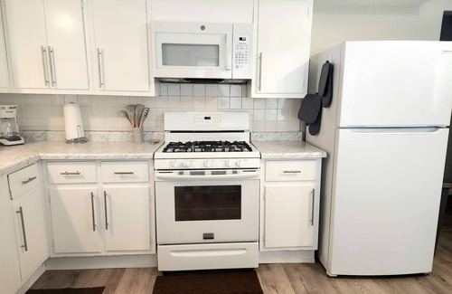 Columbus Casa | Modern and Cozy Space Near Columbus Attractions