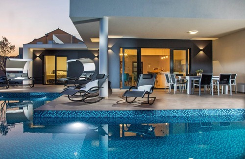 Zupa dubrovacka Casa | Modern and Elegant Villa surrounded by Mediterranean vegetation