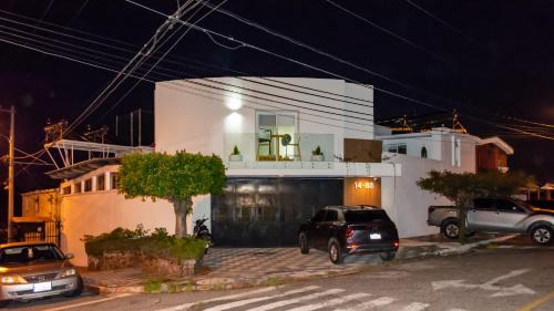 Zona 7 Apartamento | Modern and Elegant Near Tikal Futura and Miraflores H8