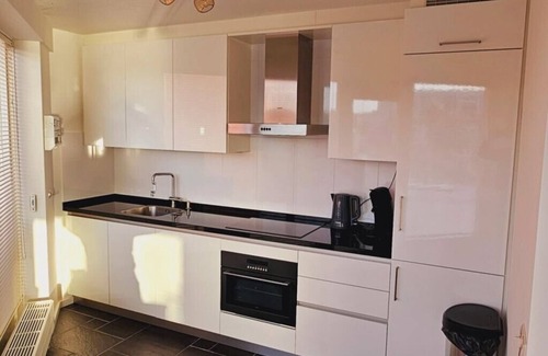 Oude-Tonge Casa | Modern and fully furnished detached dike house. This dike house is suitable for 6 people and has a c