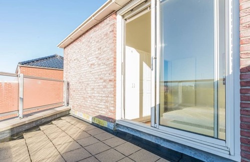 Oude-Tonge Casa | Modern and fully furnished detached dike house. This dike house is suitable for 6 people and has a c