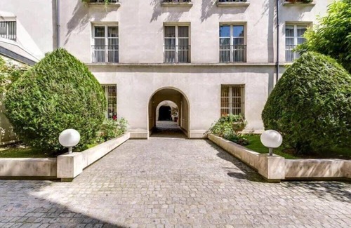 Quartier Sainte-Avoye Apartamento | Modern and huge 3BD for 11 guests in Le Marais!