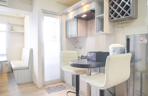 Pluit Apartamento | Modern And Large 2Br Green Bay Pluit Apartment Facing Spectacular Sea View