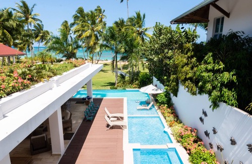 Portillo Casa | Modern and Relaxing Villa at Las Terrenas w/ Private Pool, BBQ, and Beach View
