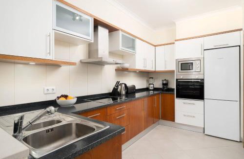 Tavira Apartamento | Modern and Spacious Holiday Apartment, Cabanas