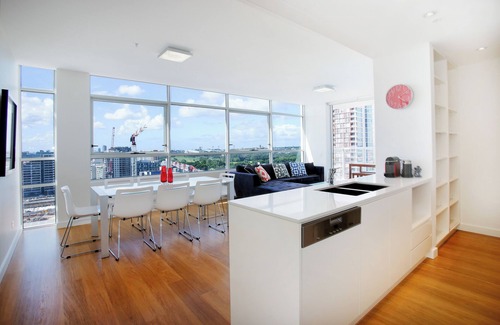 Zetland Apartamento | Modern and Spacious 3BR Zetland Apartment with Views over Moore Park