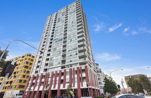Zetland Apartamento | Modern and Spacious 3BR Zetland Apartment with Views over Moore Park