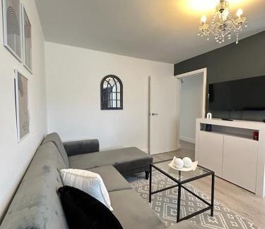 Northfield Apartamento | Modern and spacious flat