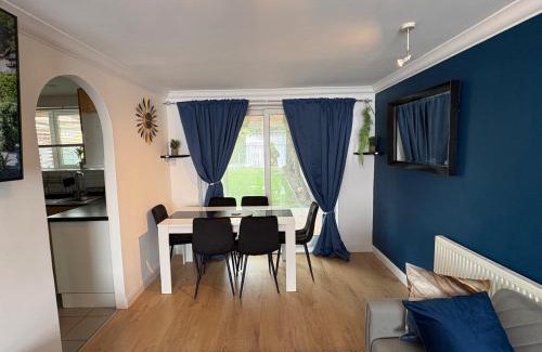 Bracknell Casa | Modern and Spacious 3 Bed retreat - Bracknell