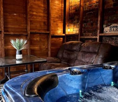 Lincoln Apartamento | Modern and spacious house with Hot Tub