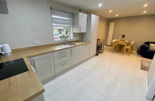 Trimley Casa | Modern and spacious open plan bungalow
