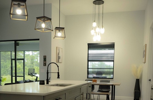 Buckingham Casa | Modern and spacious family home and all the little things that matter.