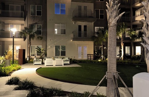 Lake Hart Apartamento | Modern and Stylish 1-bedroom + Den in beautiful Orlando