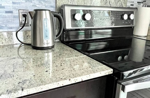 Beltline Condominio | Modern and Stylish Condo plus Free Parking