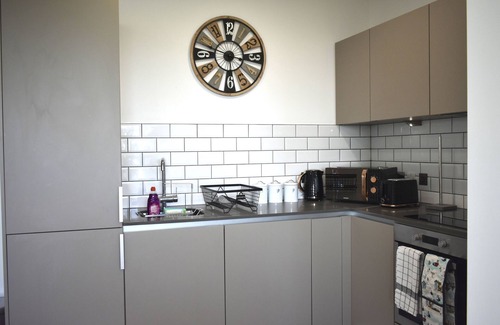 Bracknell Apartamento | Modern and Unique Fully Furnished City Centre 2Bed 2Bath Free Parking
