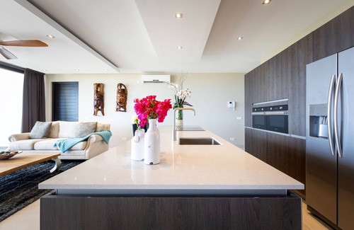 St. Marie Villa | Modern apartment w/ 180° sea views & shared pool
