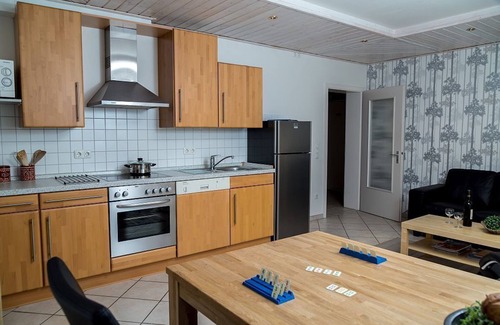 Silbach Apartamento | Apartamento moderno para 5 personas en el campo.