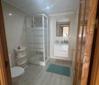 Quarteira Apartamento | Modern Apartament in Al-sakia Village