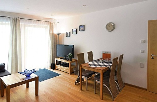 Roetz Apartamento | Apartamento moderno cerca del bosque en Heinrichskirchen