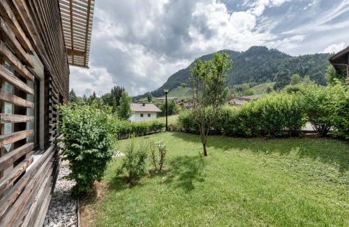 Kirchdorf in Tirol Apartamento | Modern Apartment in Kirchdorf with Garden