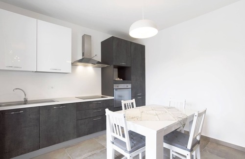 Bardolino Apartamento | Moderno apartamento cerca del lago de Garda con Wi-Fi y terraza