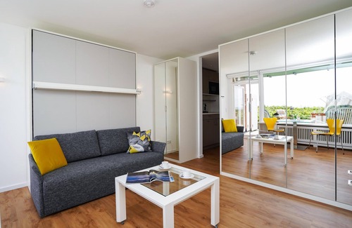 List Apartamento | Modern apartment with terrace, unique sea view and WLAN. Pets allowed.