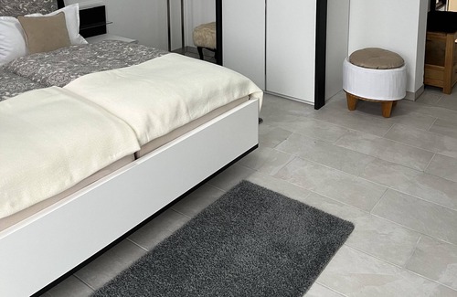 Balingen Apartamento | Modern apartment for 2 people. close to town