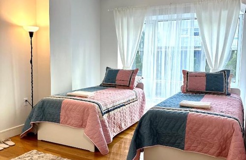 Gravesend Casa | Modern apartment in a nice neighborhood close to train station
