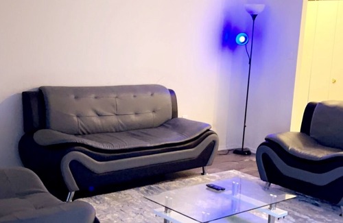 Fairfax Apartamento | Modern apartment in a quiet neighborhood