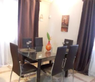 Grand Gaube Apartamento | Modern Apartment in Melville, Pool View, 120 m²