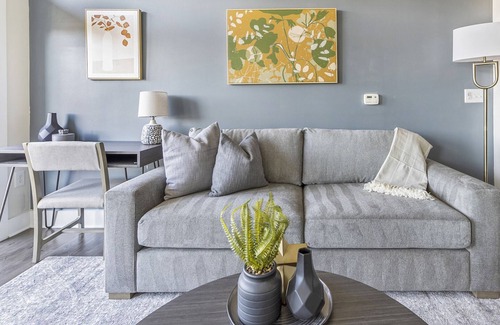 NoDa Apartamento | Modern Apartment in Prime Location (ID1233X033)