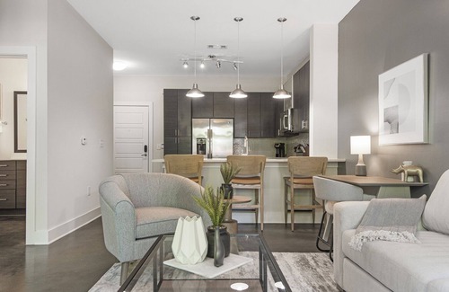 NoDa Apartamento | Modern Apartment in Prime Location (ID9376X34)