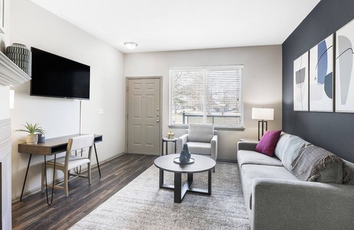 Lafayette Apartamento | Modern Apartment in Prime Location (ID8391X41)
