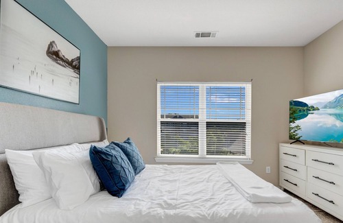 Mount Juliet Apartamento | Modern Apartment in Prime Location (ID5574X61)