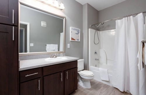 Mount Juliet Apartamento | Modern Apartment in Prime Location (ID4329)