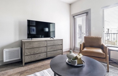 Barker Apartamento | Modern Apartment in Prime Location (ID1243X191)