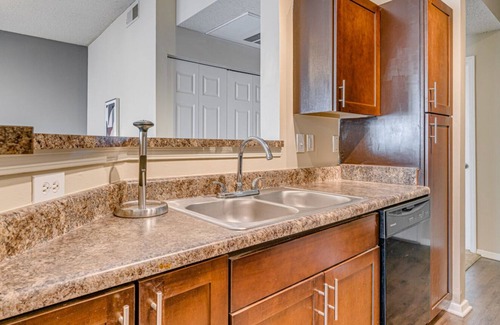 Germantown Apartamento | Modern Apartment in Prime Location (ID2582X66)