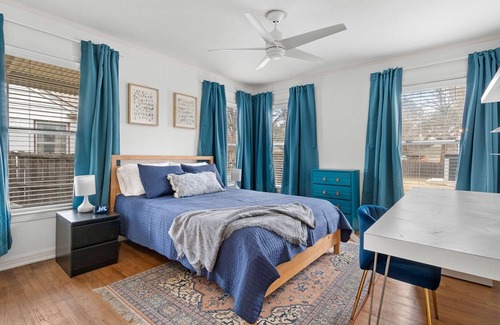 Oak Cliff Apartamento | Modern Apartment in Prime Location (ID1204X623)
