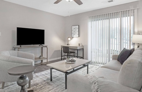 Dallas Apartamento | Modern Apartment in Prime Location (ID1201X619)